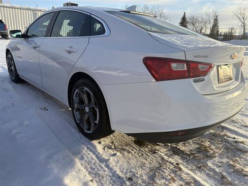 Used 2023 Chevrolet Malibu LT image 4
