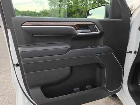 Certified 2025 GMC Sierra 1500 Elevation AWD/4WD image 11