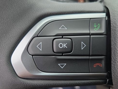 New 2026 Jeep Compass Latitude image 17