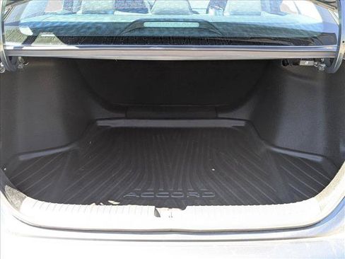 Used 2024 Honda Accord LX image 6