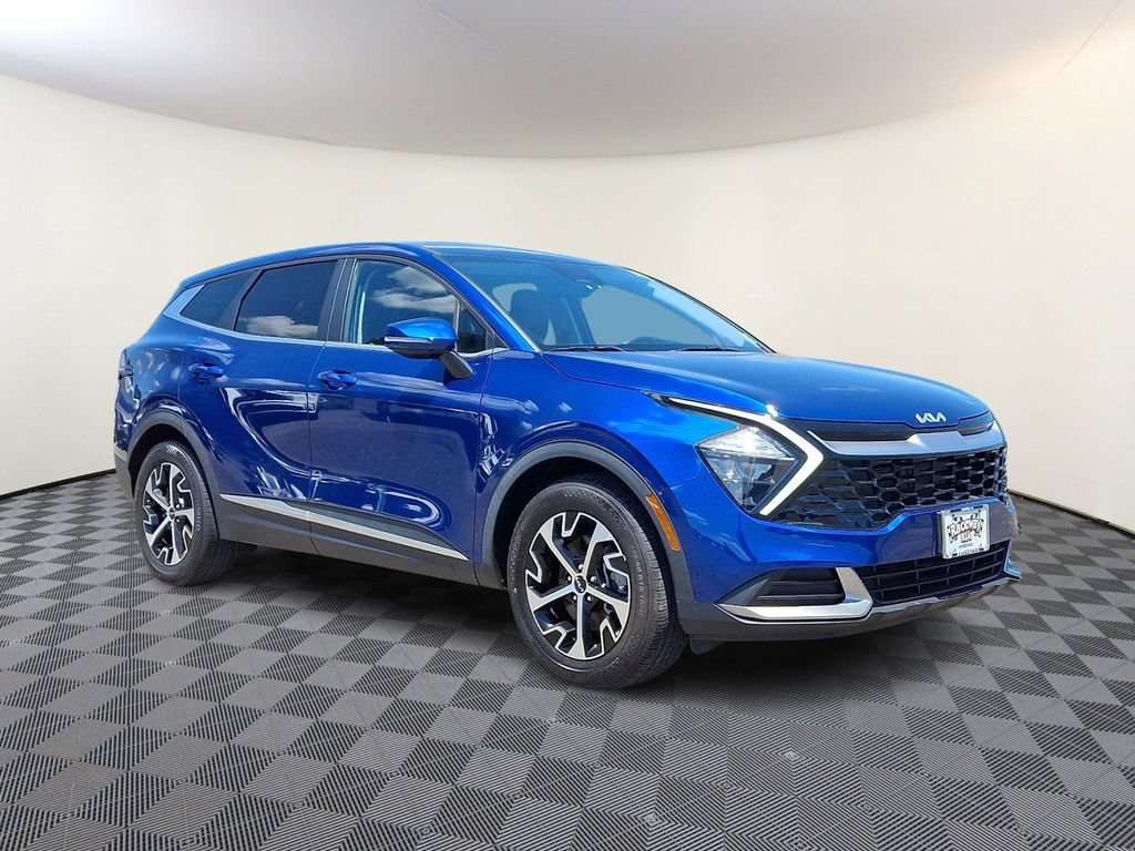 Used 2023 Kia Sportage EX FWD image 1