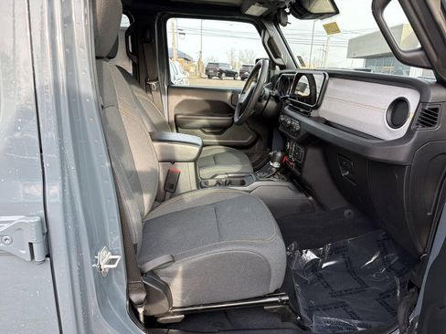 Used 2024 Jeep Wrangler Willys 4xe image 16