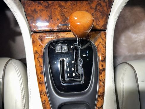 Used 2007 Jaguar XJ8 L RWD image 27