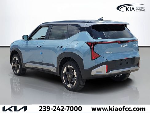 New 2027 Kia Seltos S AWD/4WD image 4