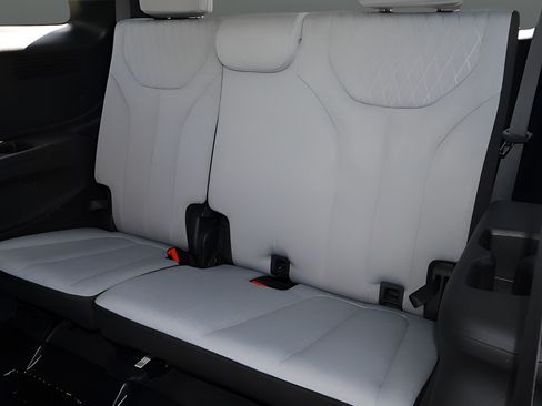 Used 2022 Hyundai Palisade SEL FWD image 16