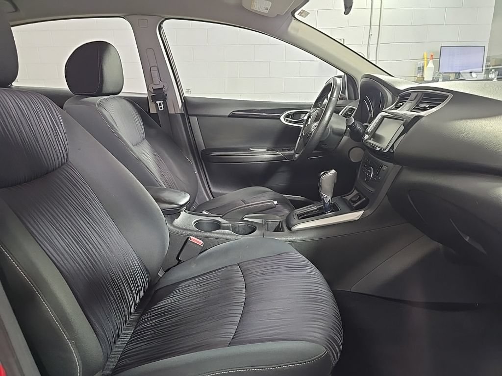 Used 2019 Nissan Sentra SV FWD image 30