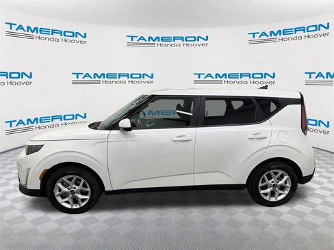 Used 2024 Kia Soul LX w/ Option Group 015 image 2