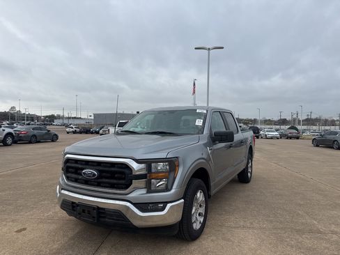 Used 2023 Ford F150 XLT image 7