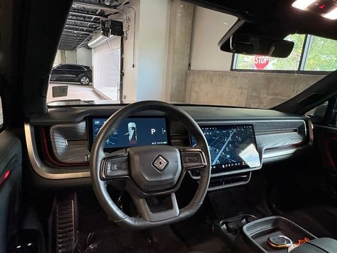 Used 2023 Rivian R1S Launch Edition AWD/4WD image 14