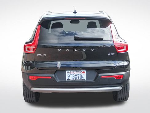 Used 2025 Volvo XC40 B5 Plus w/ Protection Package Premier image 7