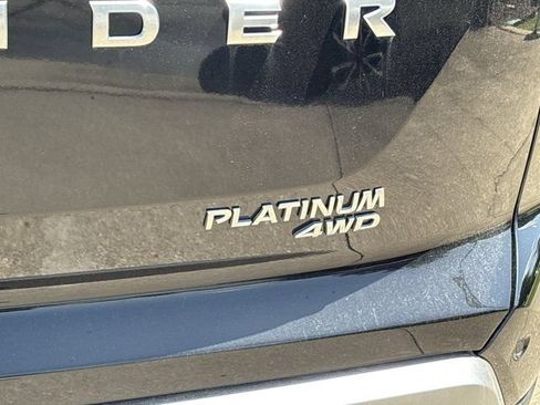 Used 2024 Nissan Pathfinder Platinum AWD/4WD image 6