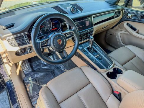 Used 2019 Porsche Macan image 10