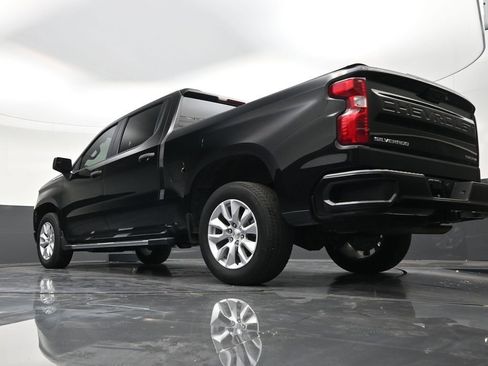 Used 2023 Chevrolet Silverado 1500 Custom image 22