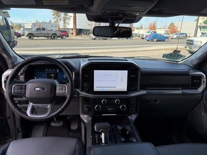 New 2025 Ford F150 Lariat w/ Equipment Group 501A Mid