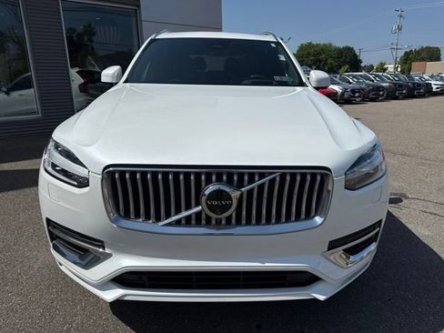 Used 2024 Volvo XC90 B6 Ultimate AWD/4WD image 3
