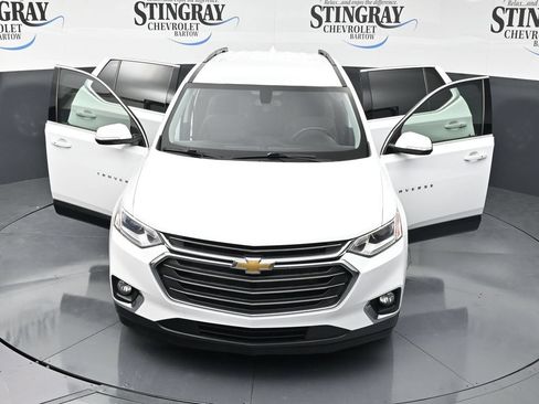 Used 2020 Chevrolet Traverse LT FWD image 36