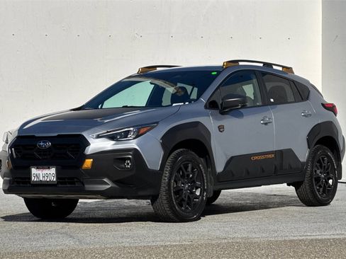 Used 2024 Subaru Crosstrek 2.5i Wilderness w/ Crosstrek Mirror Package image 7