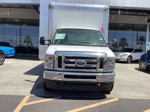 New 2024 Ford E-350 and Econoline 350 Super Duty w/ Power Windows & Locks Group RWD image 10