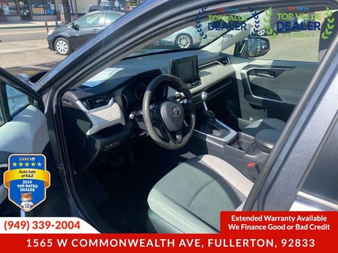 Used 2019 Toyota RAV4 XLE image 29