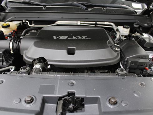 Used 2018 GMC Canyon Denali RWD image 37