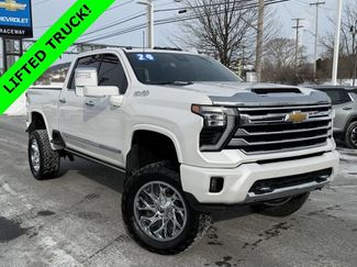 Used 2024 Chevrolet Silverado 3500 High Country w/ Technology Package video 1
