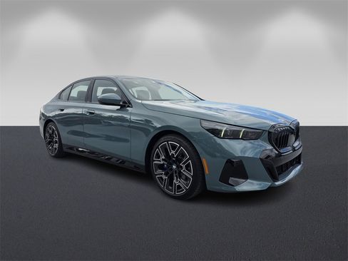 New 2026 BMW 530i 530i w/ M Sport Package image 1