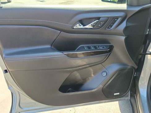 Used 2023 GMC Acadia AT4 w/ Technology Package AWD/4WD image 22