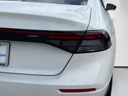 Certified 2024 Honda Accord LX image 27