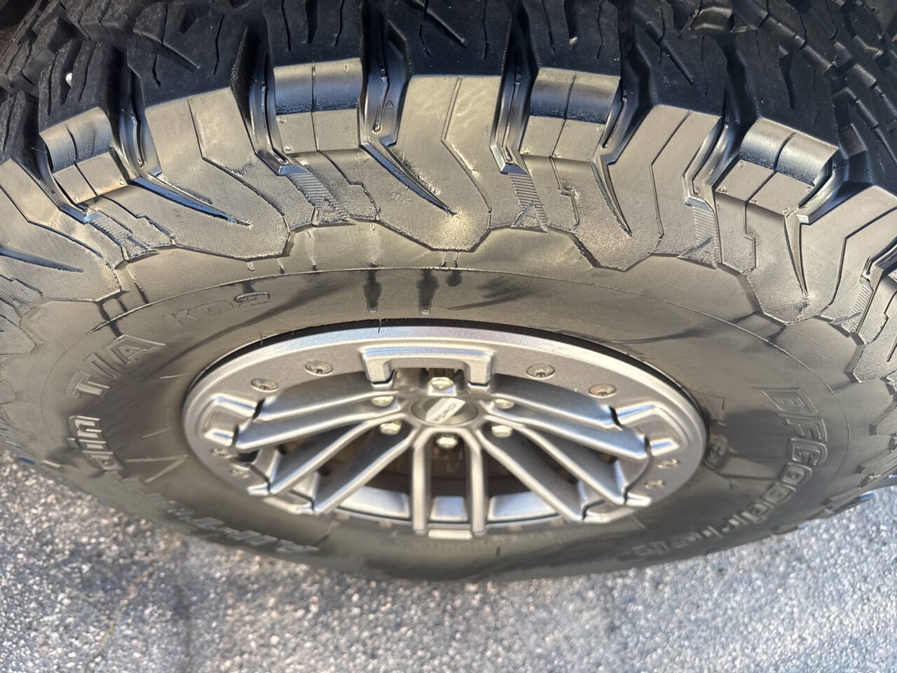 Used 2019 Ford F150 Raptor w/ Equipment Group 802A Luxury AWD/4WD image 9