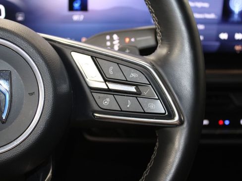 Used 2024 Buick Envision Avenir image 39