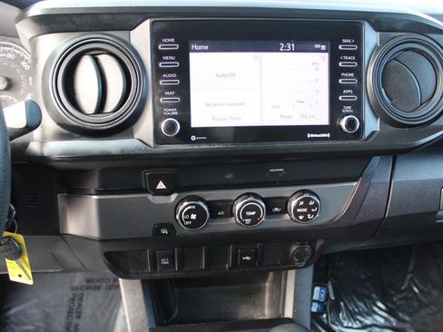 Used 2022 Toyota Tacoma SR image 12