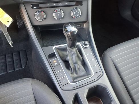 Certified 2023 Volkswagen Jetta S FWD image 29