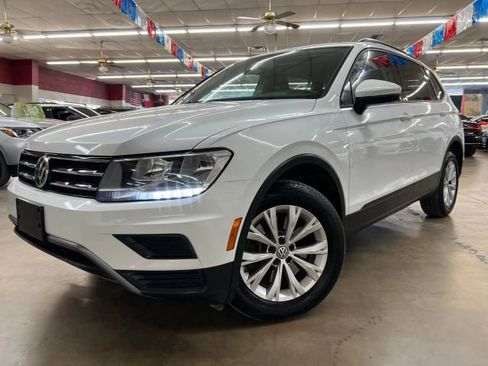 Used 2019 Volkswagen Tiguan S image 1