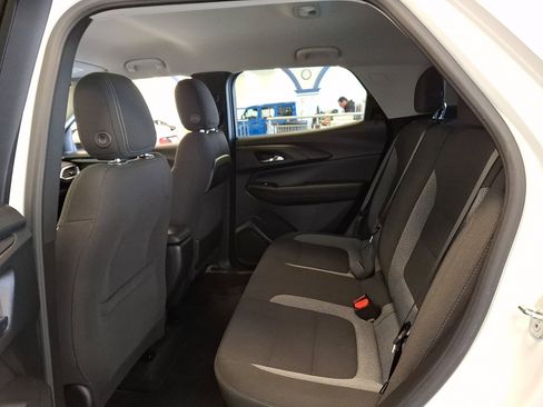 Certified 2022 Chevrolet TrailBlazer LT w/ LPO, Blackout Package image 10