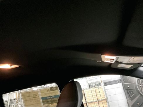 Used 2022 Toyota Tacoma TRD Sport w/ Technology Package image 13