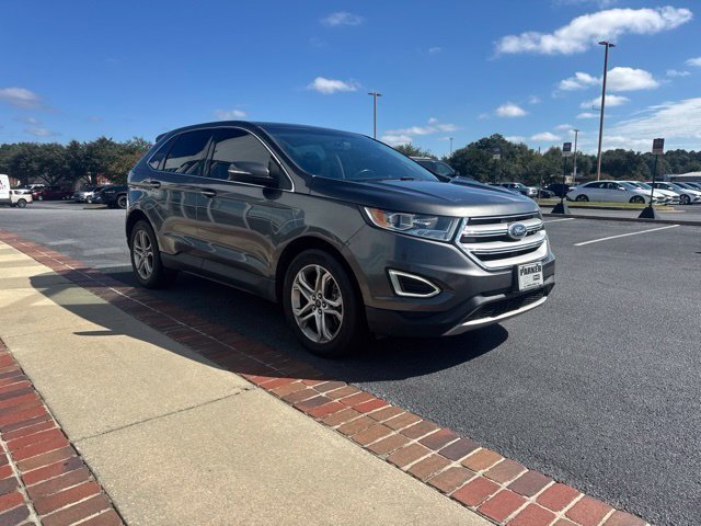 Used 2018 Ford Edge Titanium w/ Equipment Group 301A AWD/4WD image 3