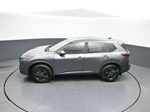Used 2026 Nissan Rogue SV w/ Cold Weather Package image 41