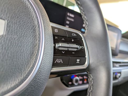 Used 2025 Kia Sorento SX Prestige image 23