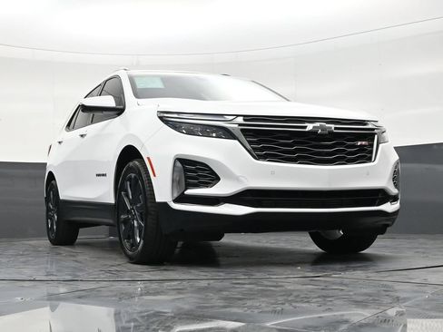 Used 2023 Chevrolet Equinox RS FWD image 23