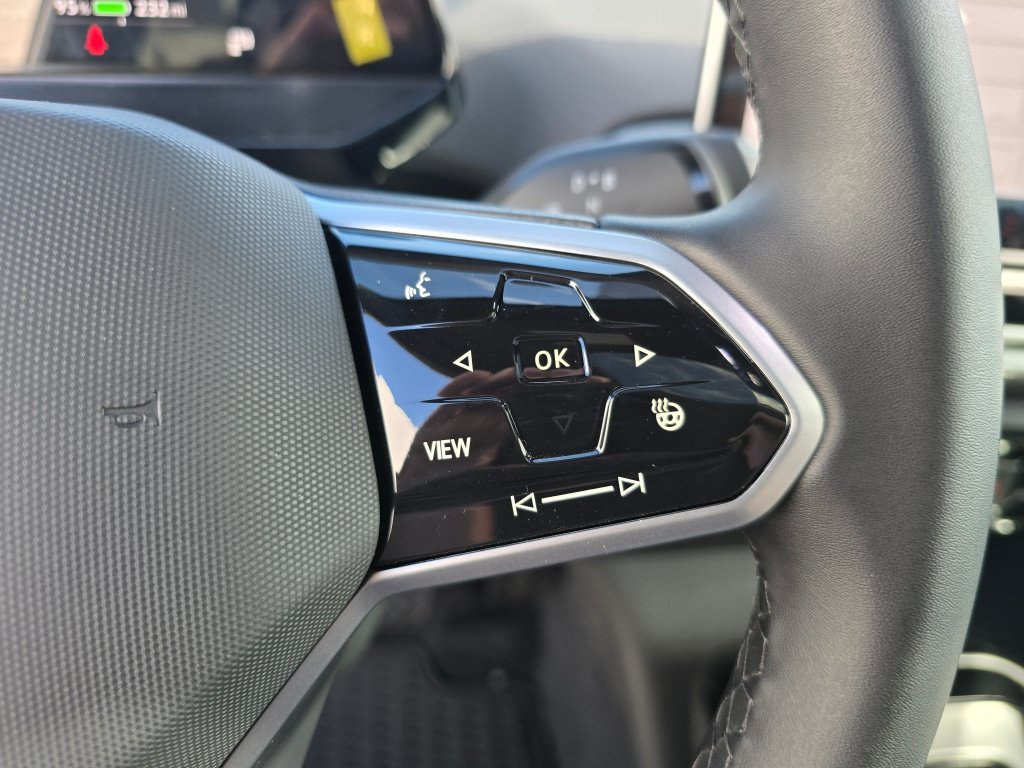 New 2026 Volkswagen ID.4 Pro S AWD/4WD image 25