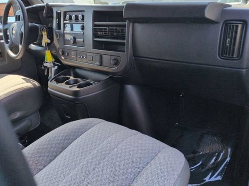 Used 2024 Chevrolet Express 3500 LT w/ LT Preferred Equipment Group RWD image 25