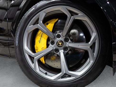 Used 2023 Lamborghini Urus S AWD/4WD image 22