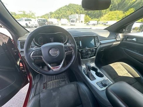 Used 2019 Jeep Grand Cherokee Trailhawk AWD/4WD image 29