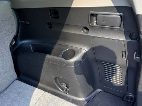 Used 2012 Toyota RAV4 4WD w/ Value Pkg image 30