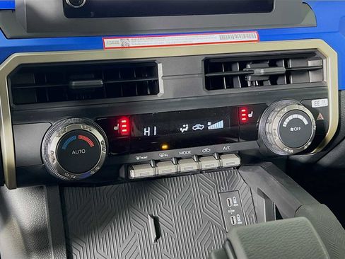 New 2025 Toyota Tacoma TRD Sport image 11