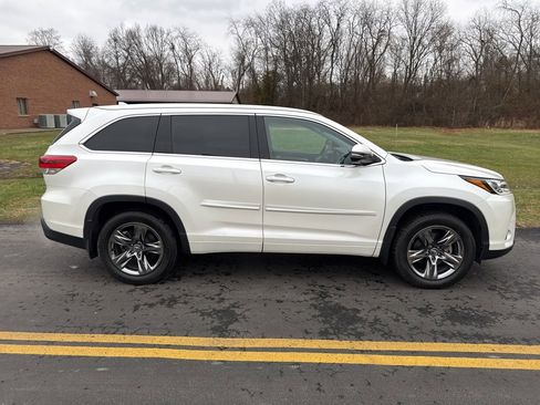 Used 2019 Toyota Highlander Limited image 8
