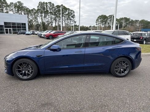 Used 2021 Tesla Model 3 Long Range image 6