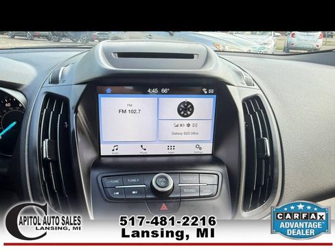 Used 2018 Ford Escape SE w/ SE Sync 3 Package AWD/4WD image 21