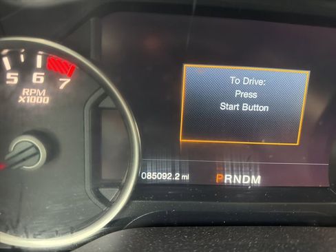 Used 2019 Ford F150 Raptor w/ Equipment Group 802A Luxury AWD/4WD image 9