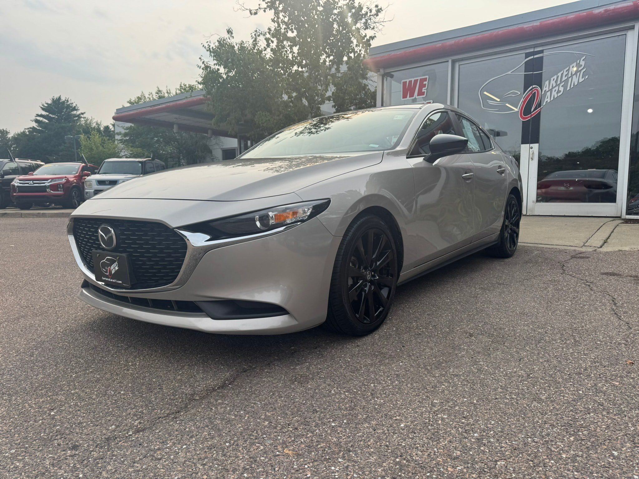 Used 2024 MAZDA MAZDA3 s FWD image 1